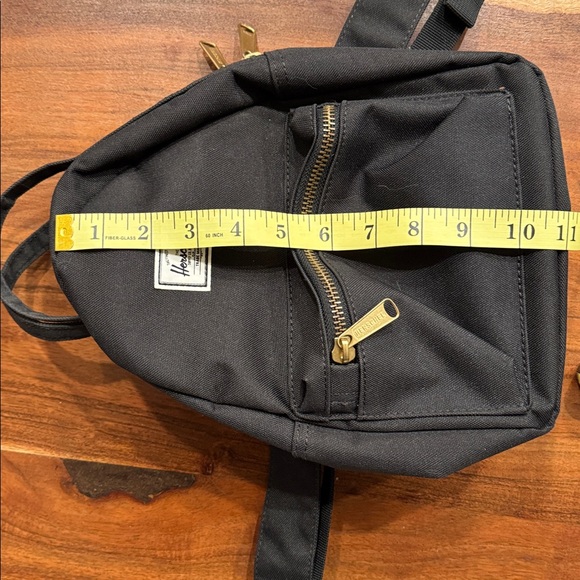 Herschel Supply Company Classic Black Backpack - Picture 6 of 7